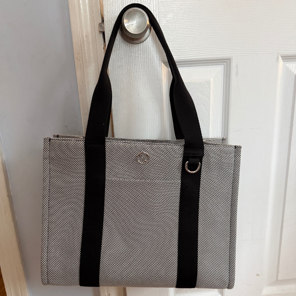 Lululemon two-tone canvas structured tote